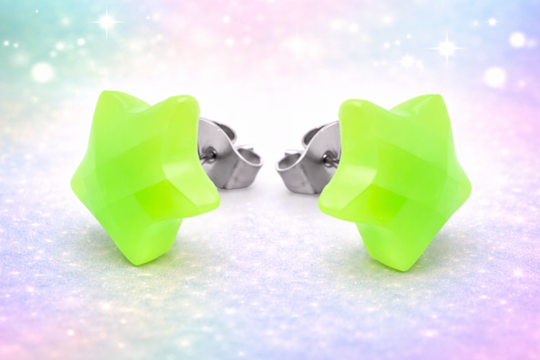 Stervormige Oorknopjes – Neon Groen Ø 13 mm 💚