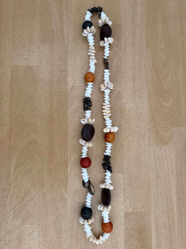Collier de coquillages