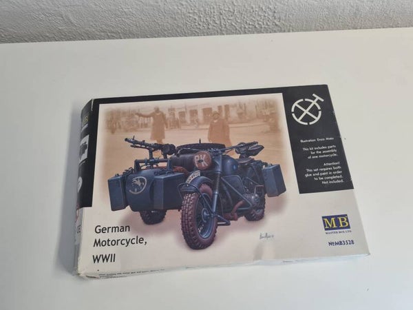 German Motorcycle WWII (BMW R75) Master Box  Nr. MB3528  1:35