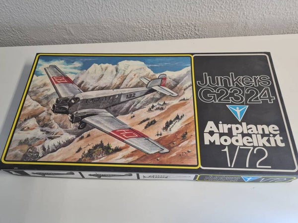 Junkers G23/24 VEB Plasticart  Nr. 15600  1:72