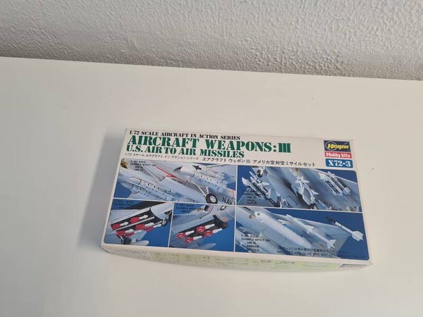 Aircraft Weapons: III US Air to Air Missiles Hasegawa  Nr. X72-3  1:72