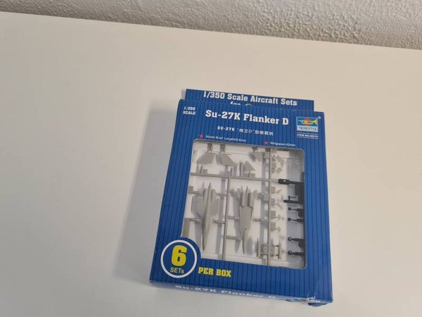 Sukhoi Su-27K Flanker Trumpeter  Nr. 06215  1:350 neu