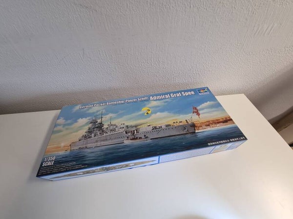 German Battleship Admiral Graf Spee Trumpeter  Nr. 05316  1:350