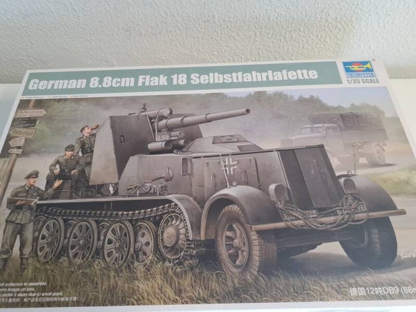 German 8.8cm Flak 18 Selbstfahrlafette Trumpeter  Nr. 01585  1:35 neu