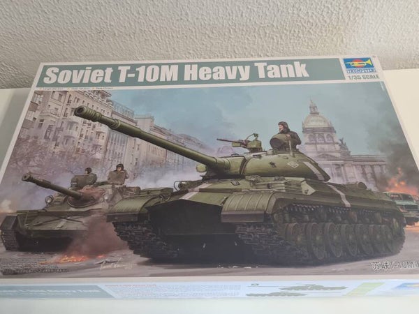 Soviet T-10M Heavy Tank Trumpeter  Nr. 05546  1:35 neu
