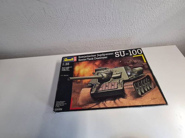 Sowjetischer Jagdpanzer Soviet Tank Destroyer SU-100 Revell  Nr. 03084  1:35