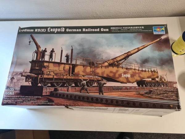 280mm K5(E) Leopold Railroad Gun Trumpeter  Nr. 00207  1:35