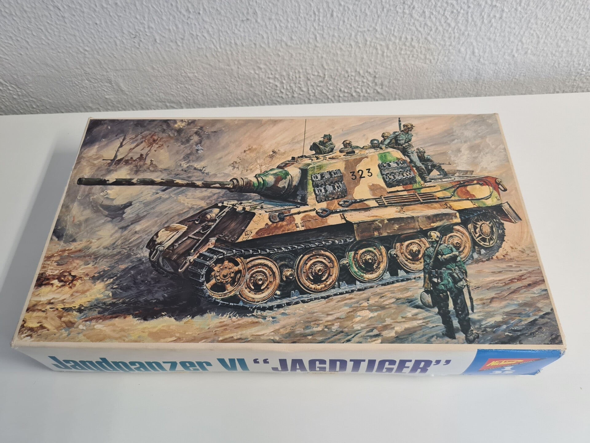 Jagdtiger Nichimo  Nr. 3323  1:35