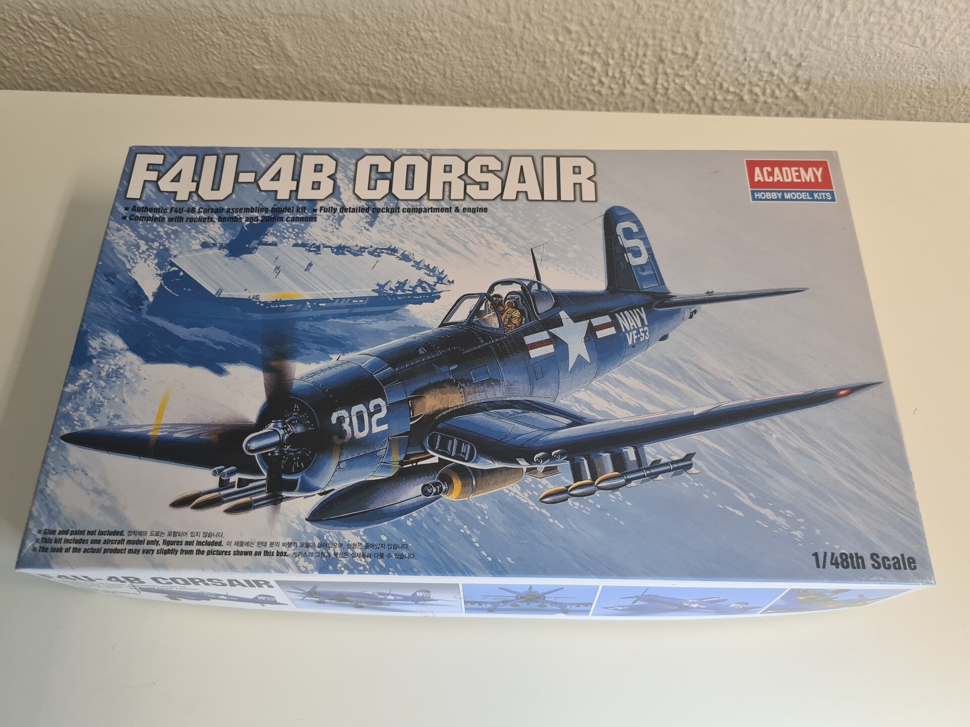 Vought F4U-4B Corsair Academy  Nr. 12267  1:48