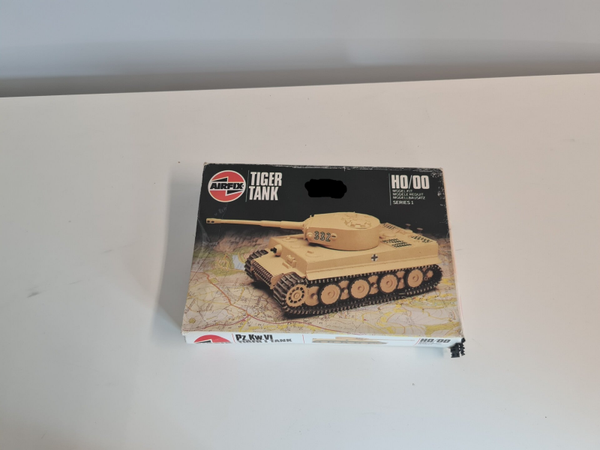 Tiger Tank Airfix  Nr. 9 61308  1:76