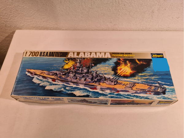 U.S.A. Battleship Alabama Water Line Series Hasegawa Nr. WL.B121 1:700
