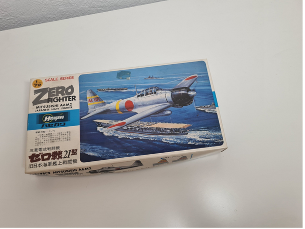 Zero Fighter Mitsubishi A6M2 Japanese Navy Fighter Hasegawa  Nr. A003:250  1:72