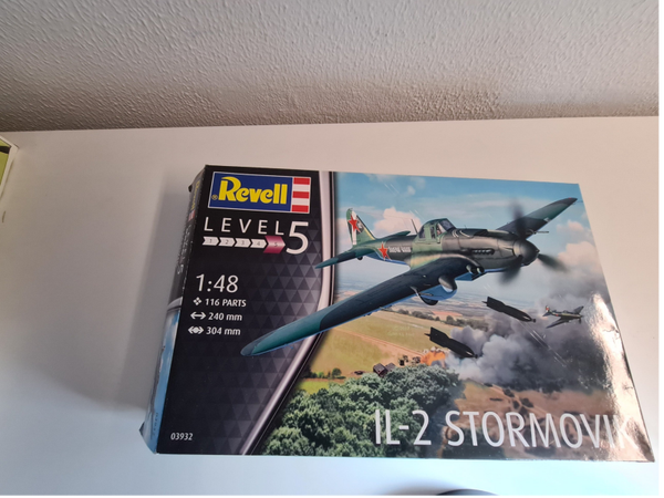 IL-2 Stormovik Revell  Nr. 03932  1:48 neu