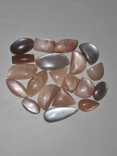 Zonnesteen / Maansteen cabochon