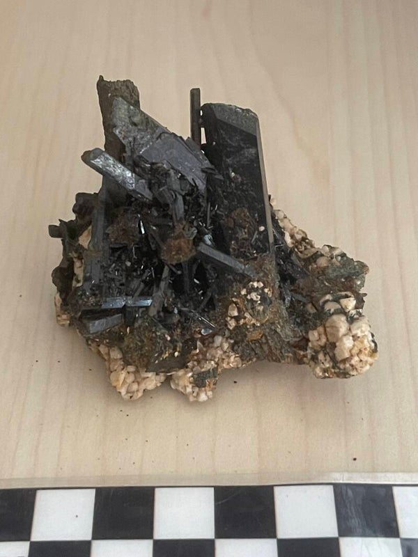 Aegirine met Orthoklaas en Rookkwarts uit Malawi 5