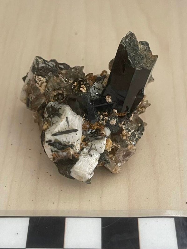 Aegirine met Orthoklaas en Rookkwarts uit Malawi 3