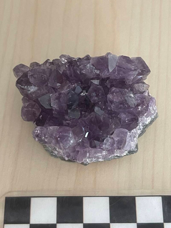 Amethist cluster uit Uruguay C