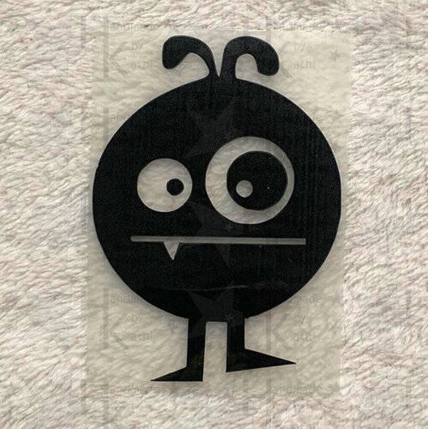 Bügelbild - süßes Monster / Kugel