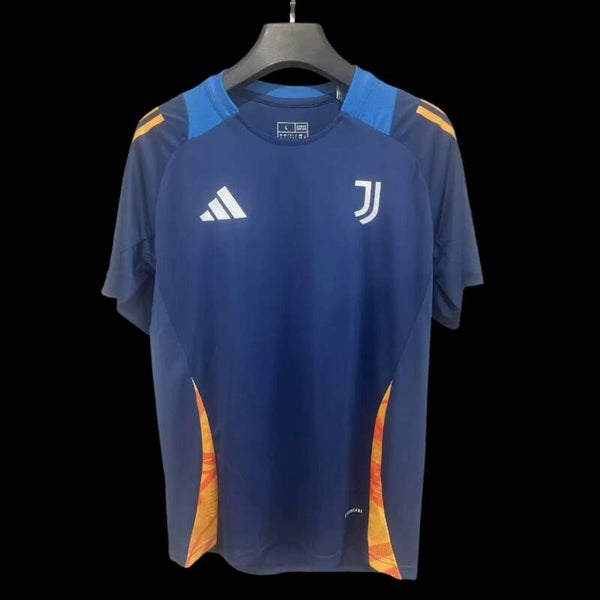 ⚫⚪ Juventus – Maillot entrainement    2025/2026