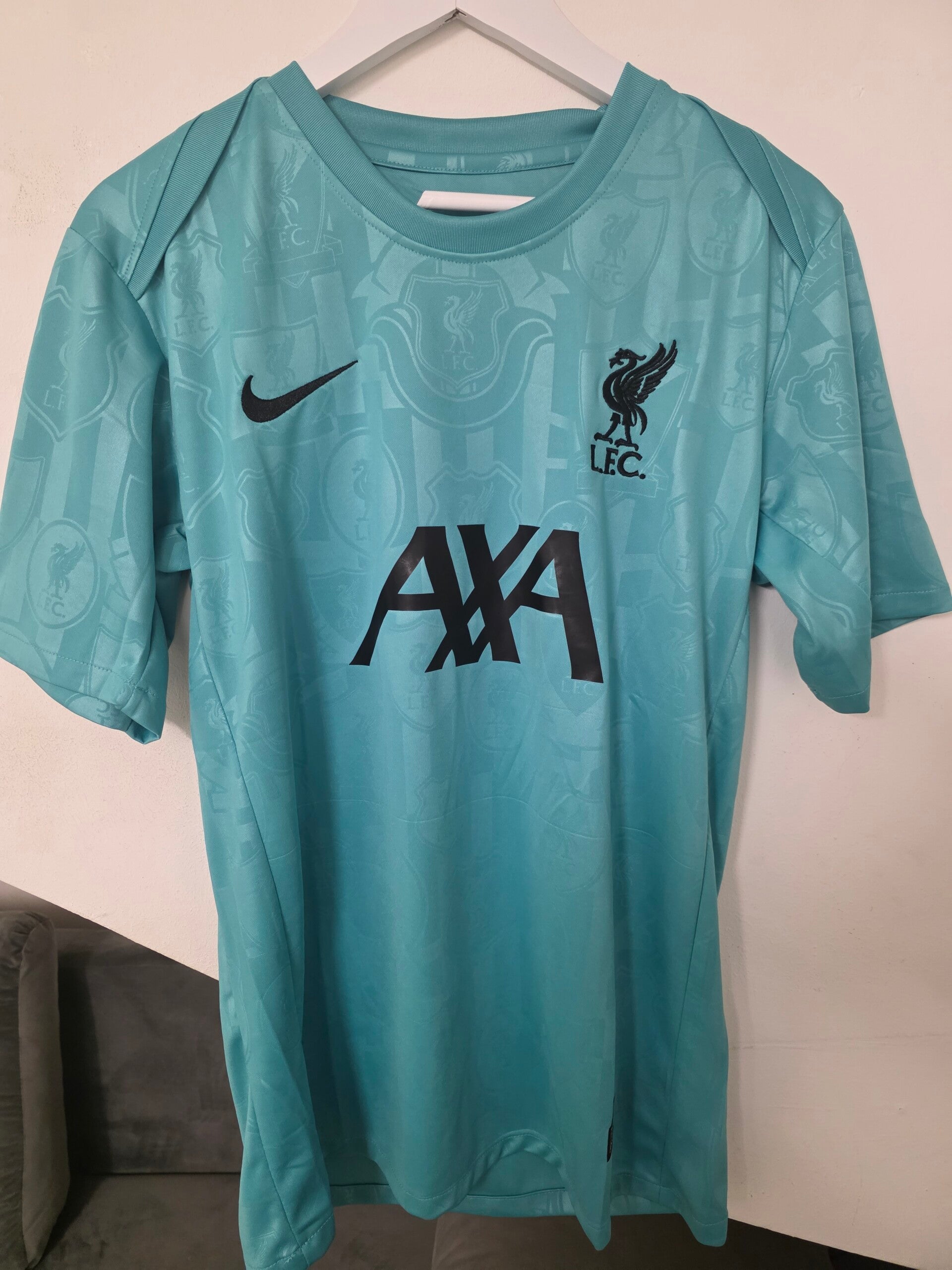 LIVERPOOL AVANT MATCH TAILLE M