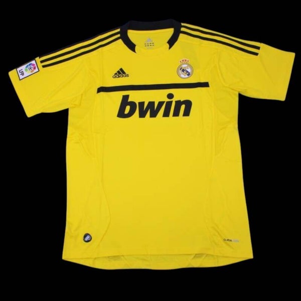 🧤 REAL MADRID 2011-2012 GK HOME – S-XXL