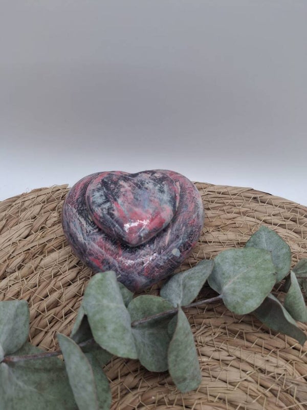Urn hart zwart roze grijs