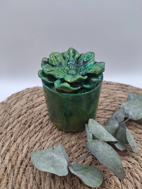 Urn bloem groen