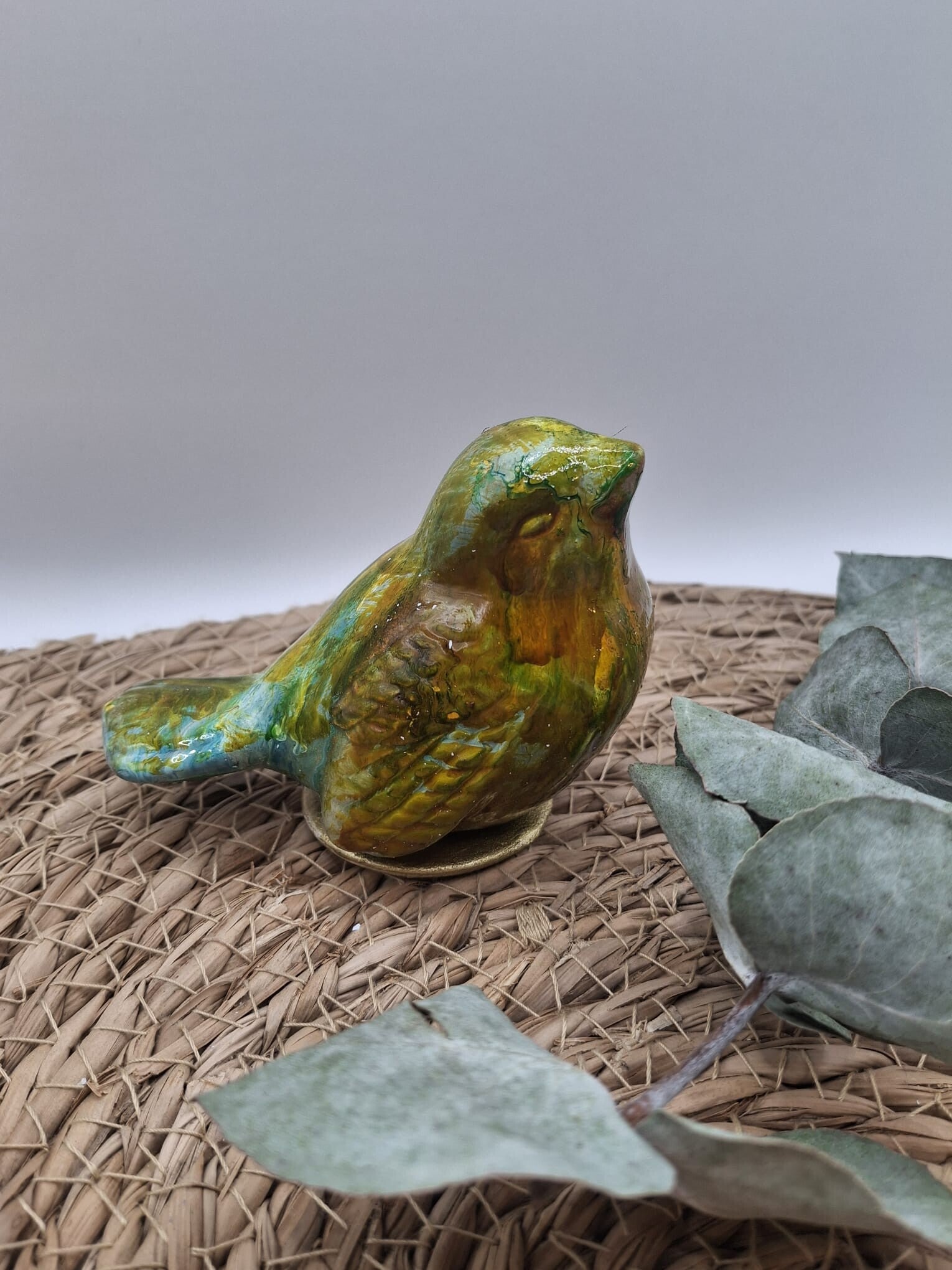 Urn vogel geel oranje groen