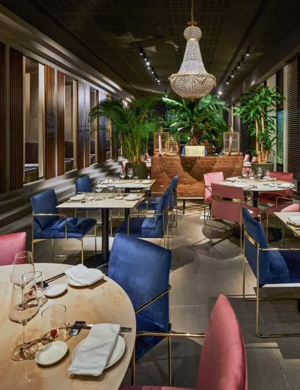 Restaurant Niwa à Côme : chaises Calligaris Gala