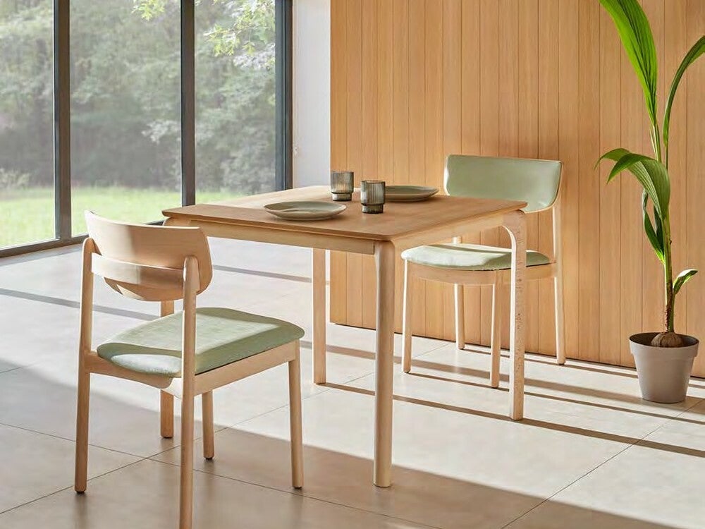 Chaise Seniorcare Wave pour restaurant d'EHPAD