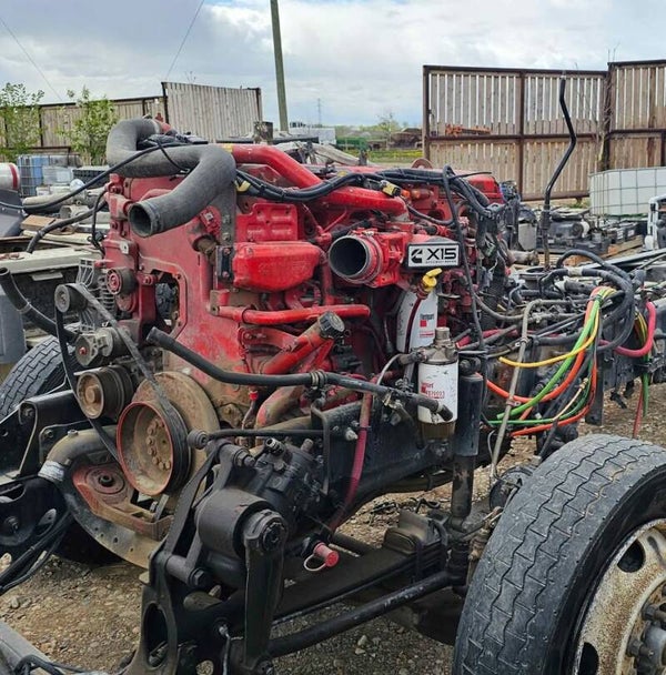 Cummins X15 + Eaton Fuller 18 Speed