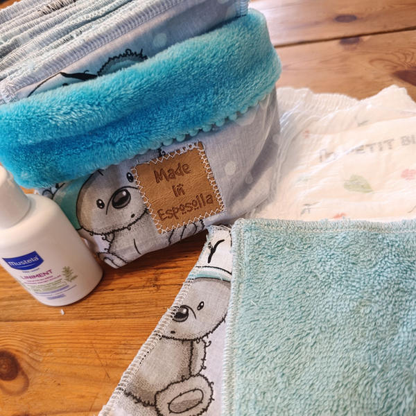 Panière en tissu avec 20 lingettes en coton