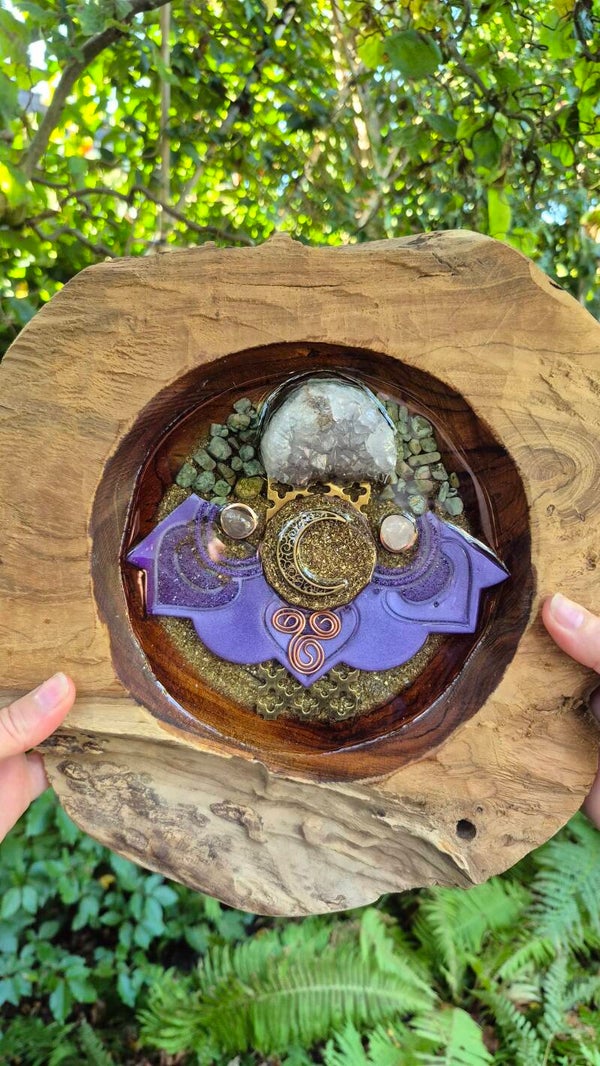 Teak houten krachtschaal Resin Art & Gems "Moon"