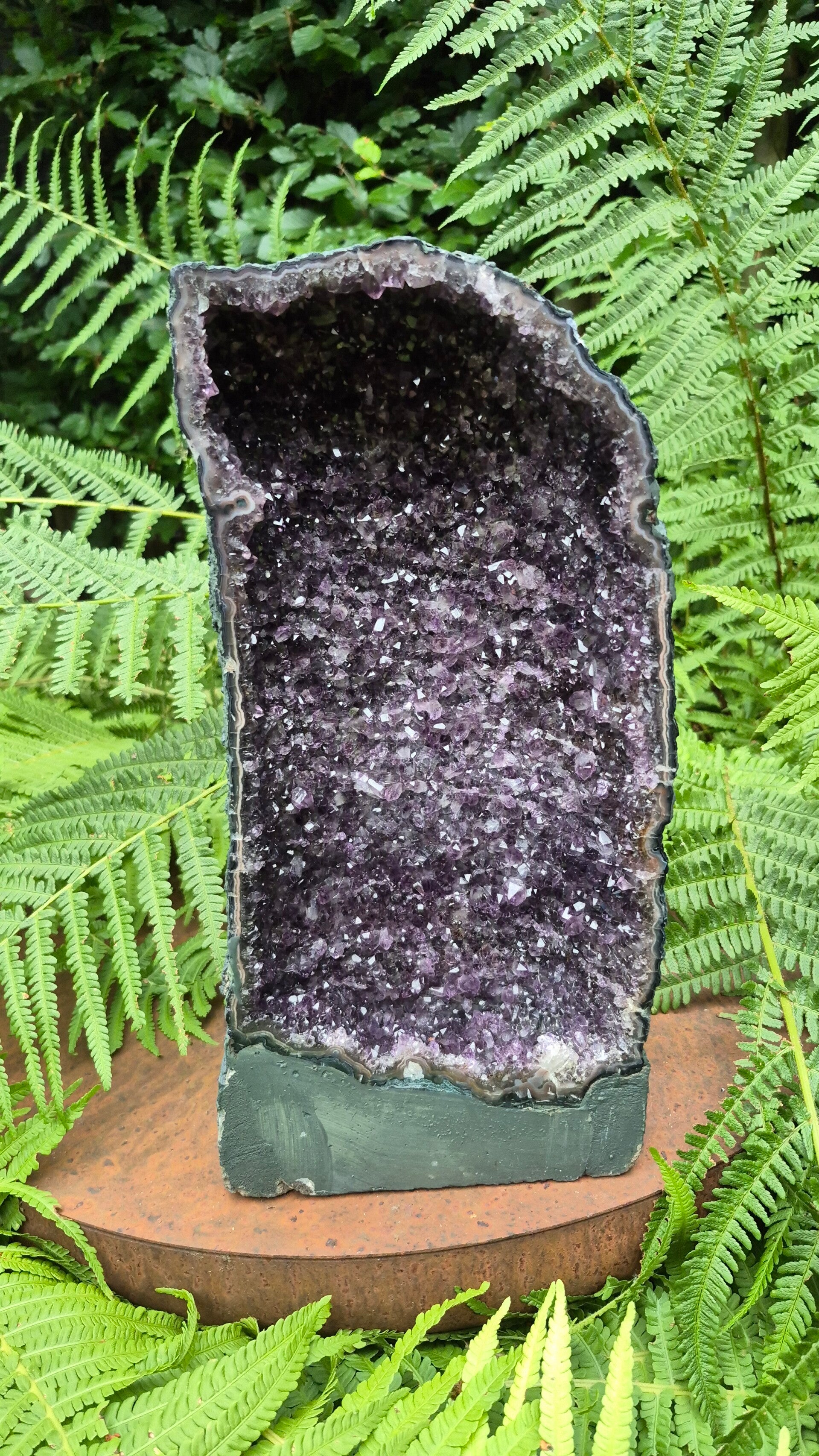 Amethist geode "Altar"