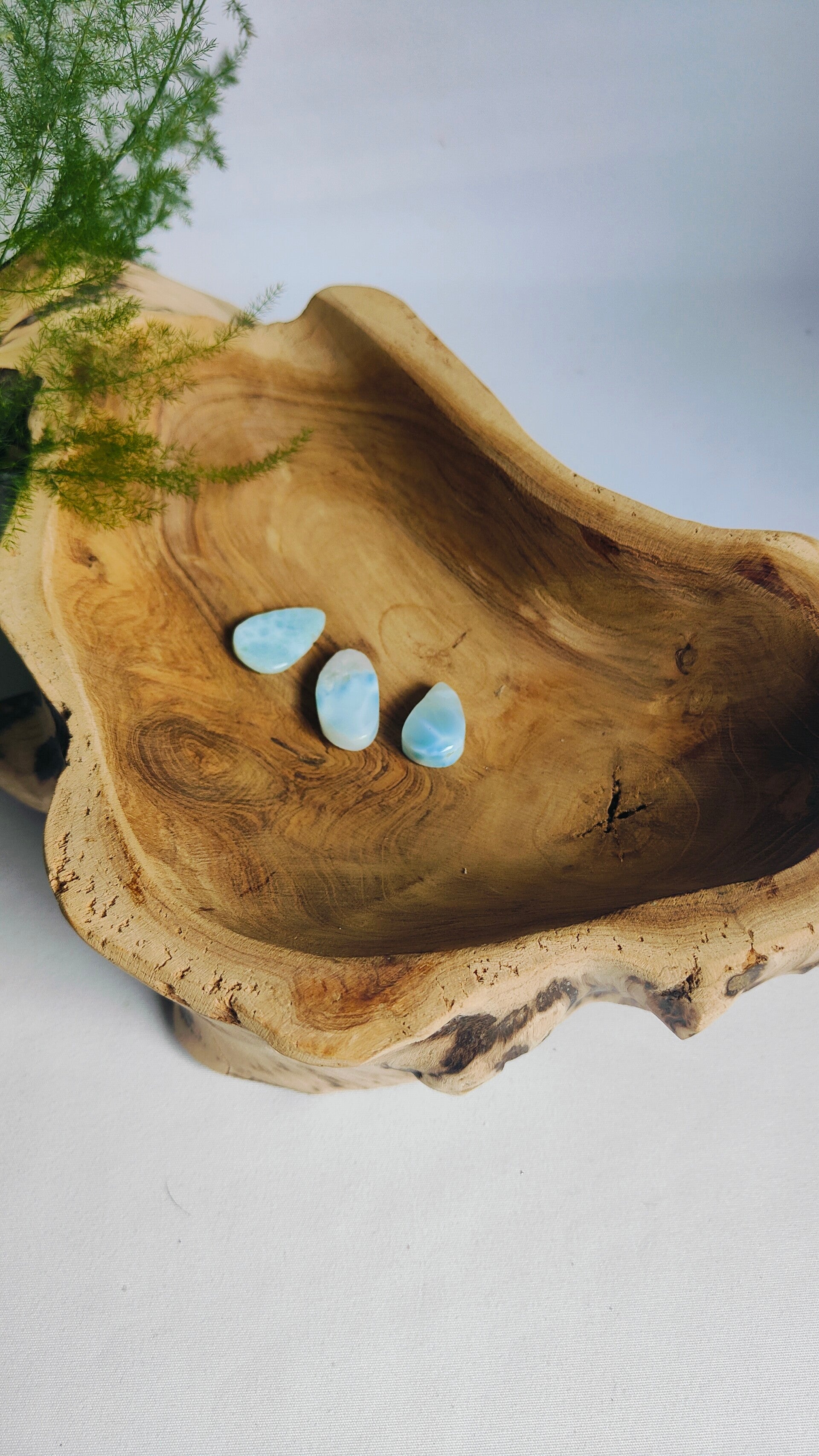 Larimar hanger doorboord