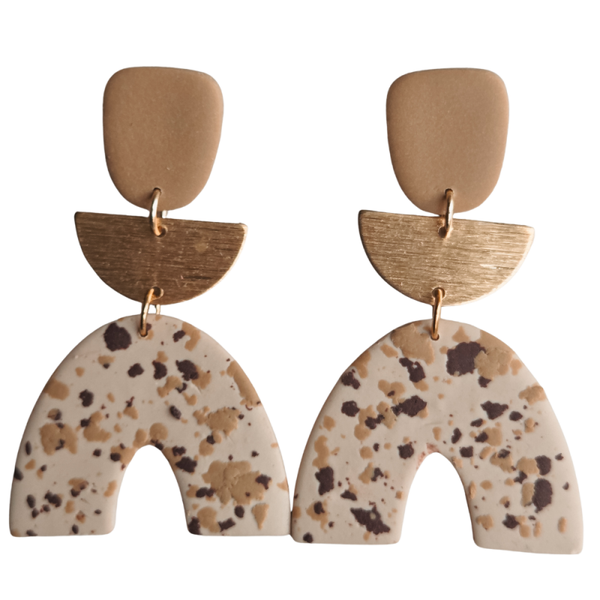 Speelse boogjes gespikkeld