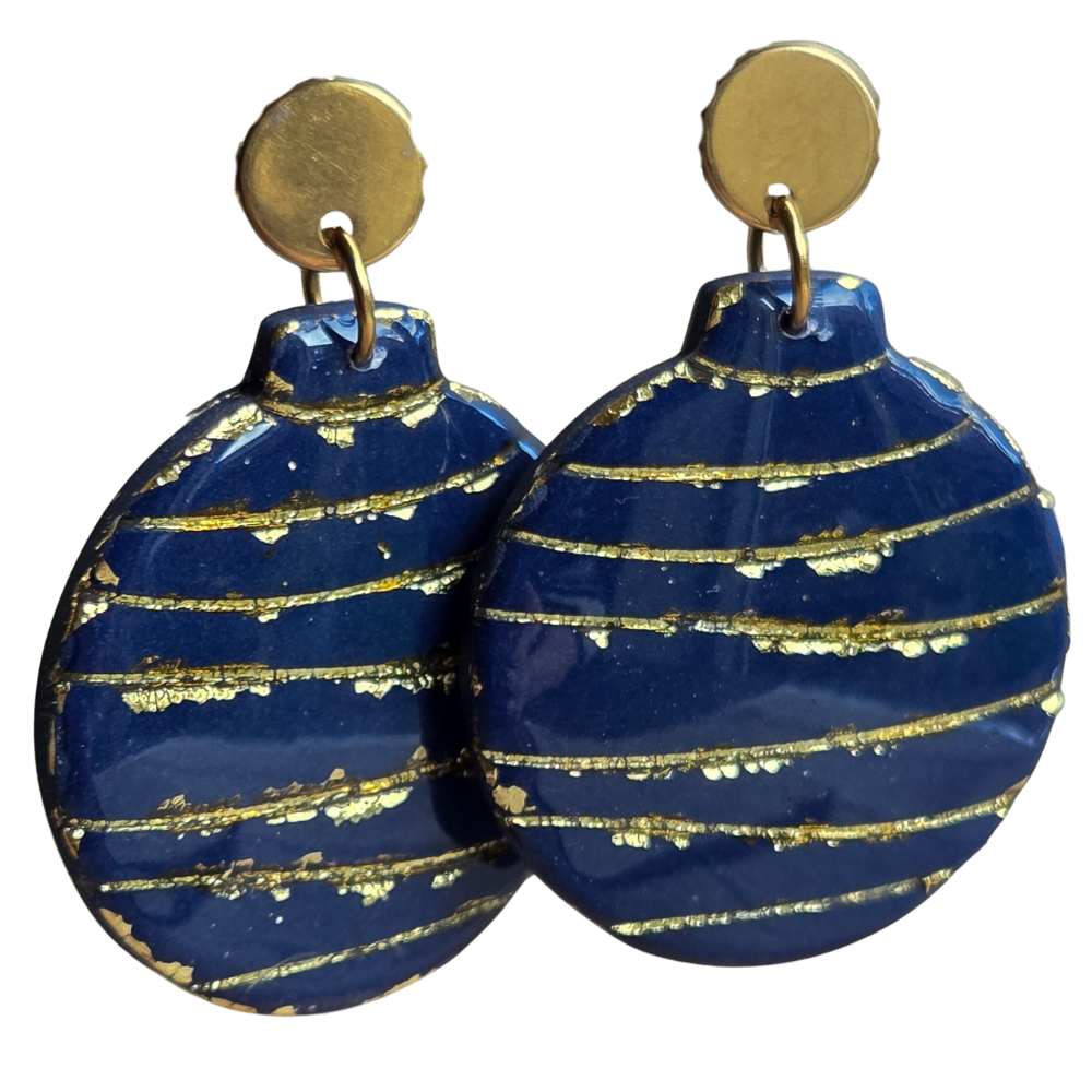 Kerstbal oorbellen blauw