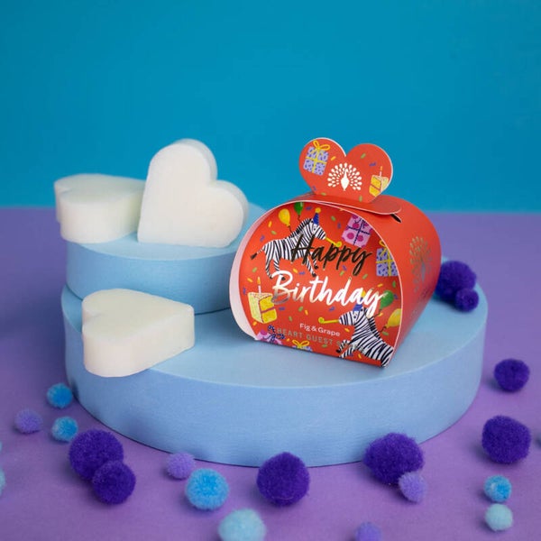 Hartjesvormige zeep, 3 stuks, Happy Birthday, The English Soap Company