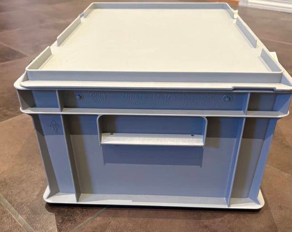 Verktøykasse 19x30x40 cm stablekasse