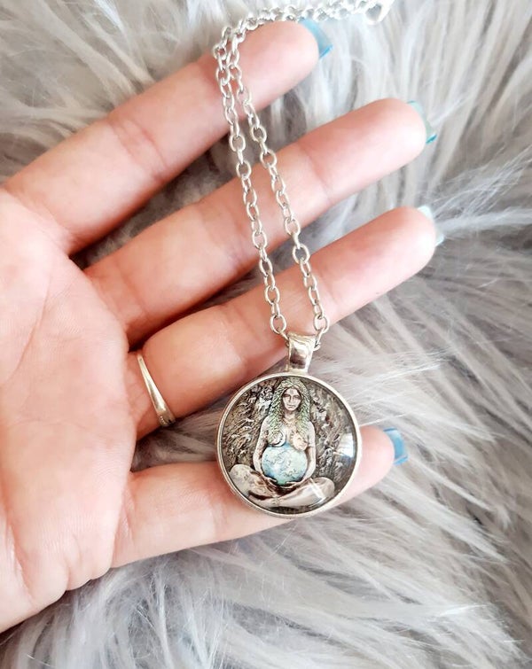 Collier acier inoxydable statue gaïa