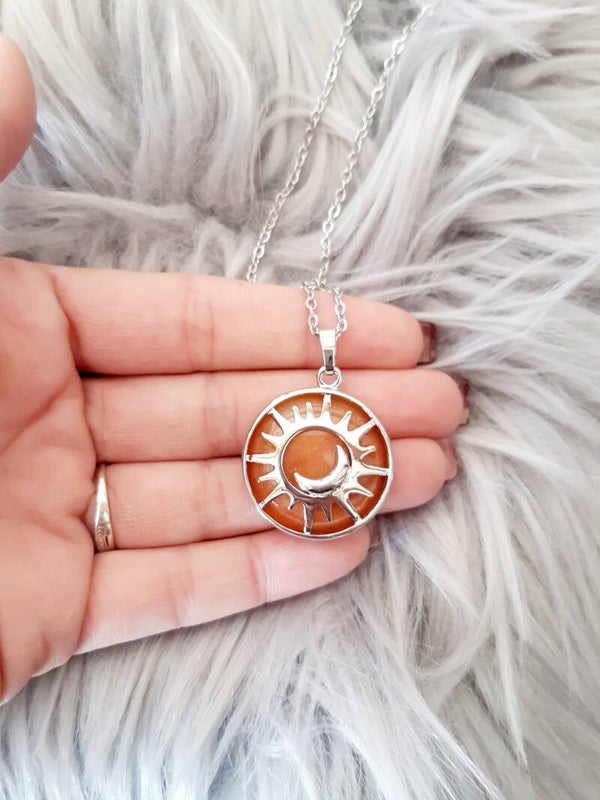 Collier acier inoxydable soleil rond cornaline