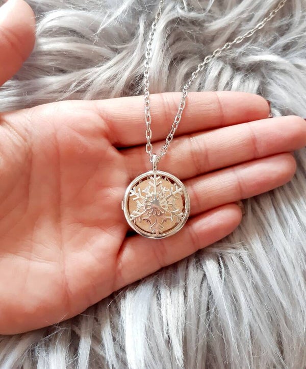 Collier parfumé 6