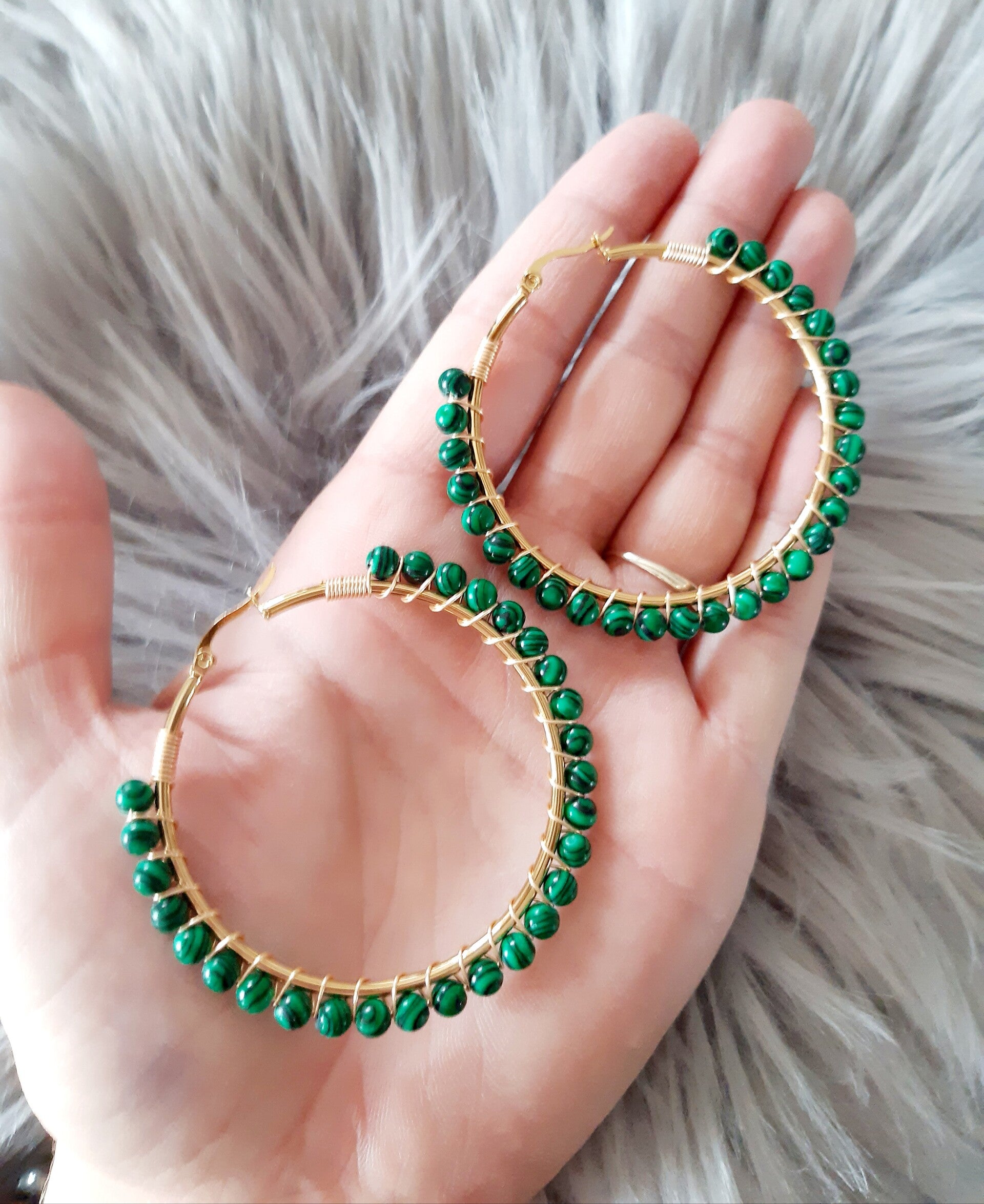 Boucle d'oreille créole plaqué or malachite perle