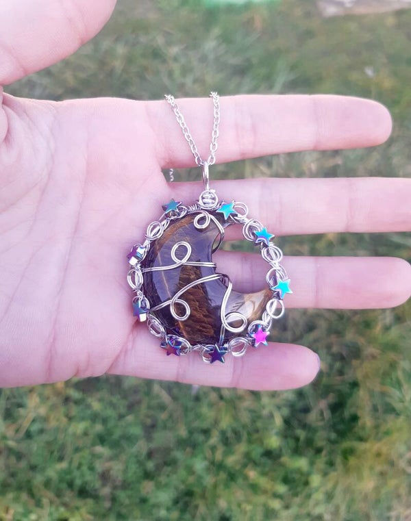 Collier acier inoxydable lune œil de tigre