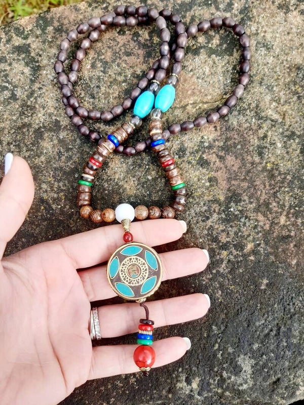Collier bouddhiste 1