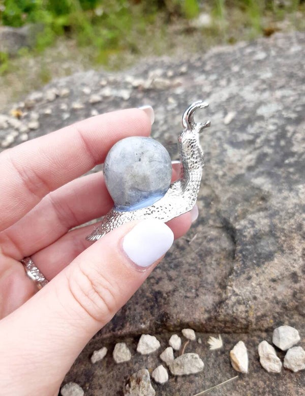 Escargot labradorite