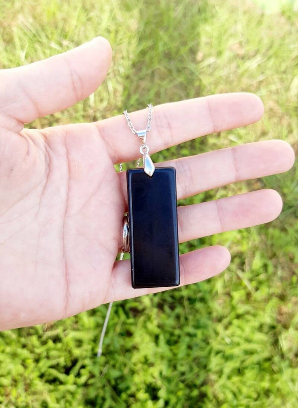 Collier acier inoxydable rectangle obsidienne noir