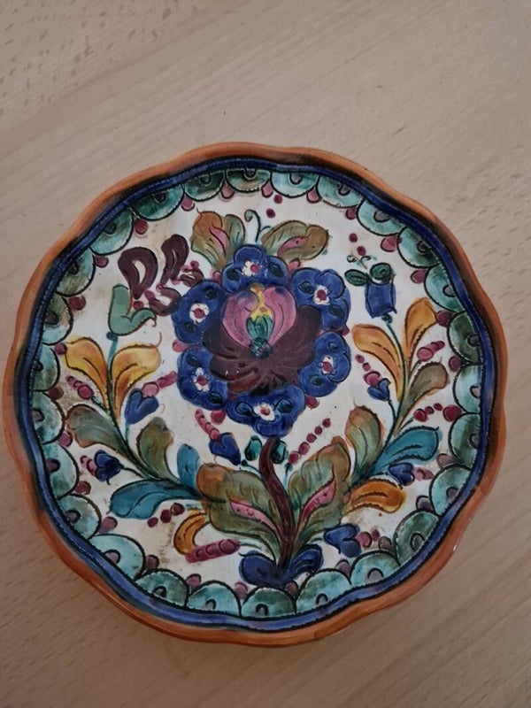 Włoski ceramiczny talerz dekoracyjny