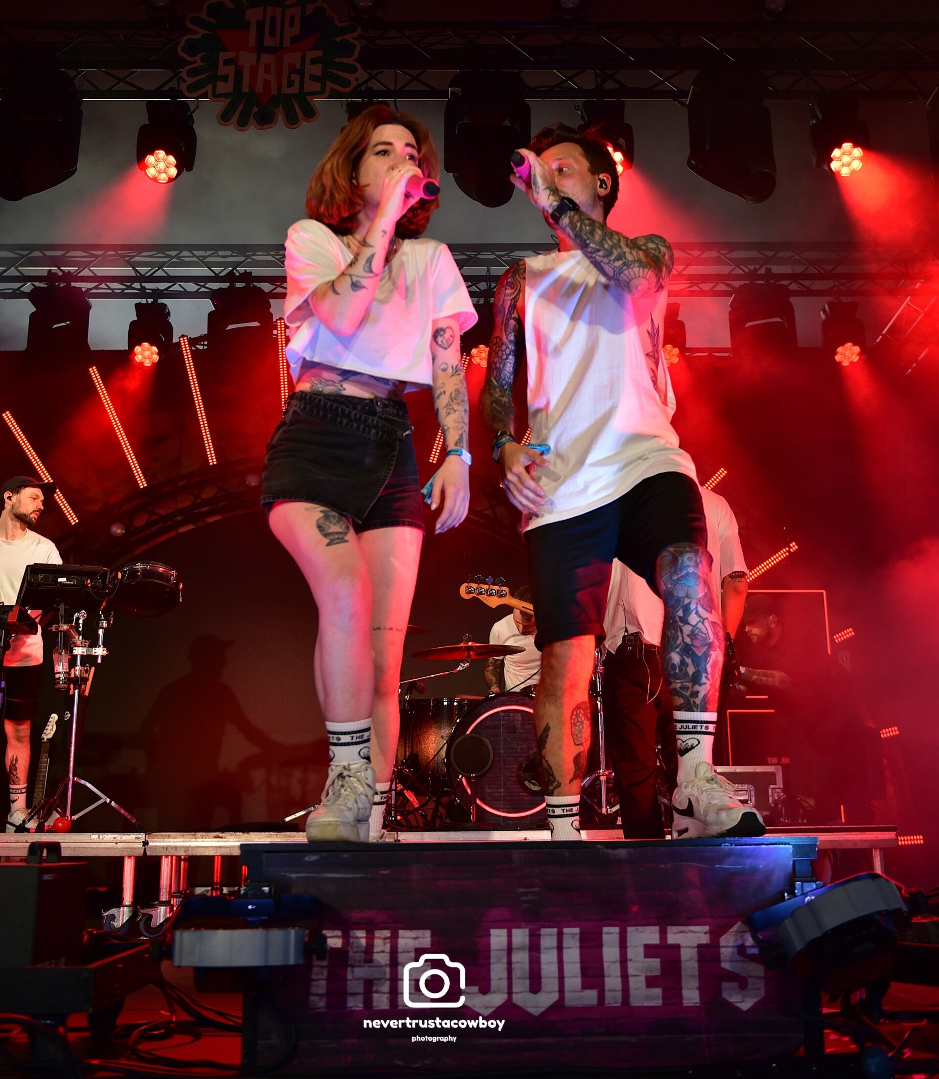 edg_2365-standard-l5g854.jpg