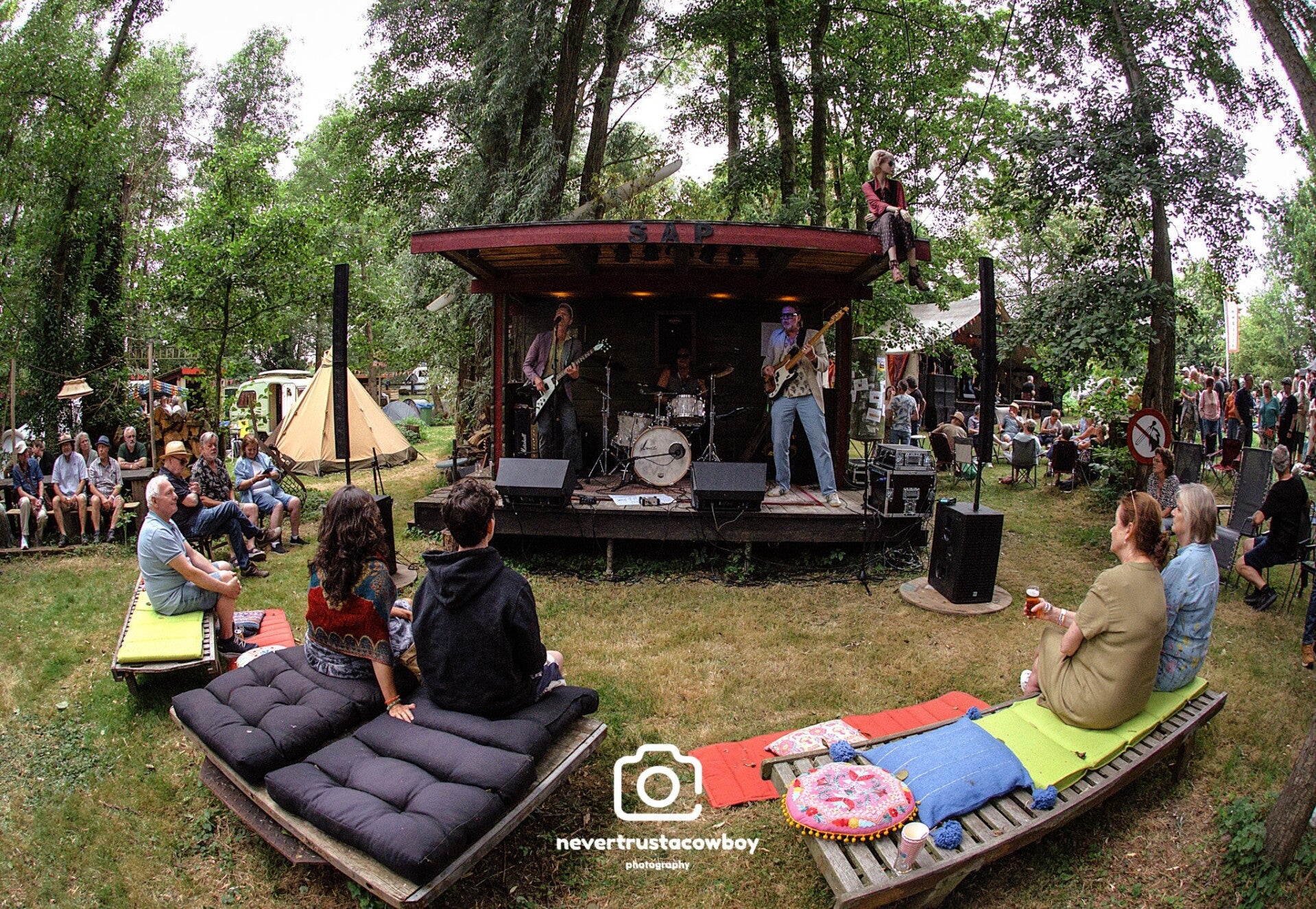 edg_2611-standard-op4t25.jpg